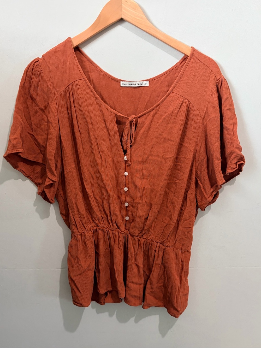 Abercrombie & Fitch Peplum Top L Large Rust Terracotta Button Flutter Sleeve